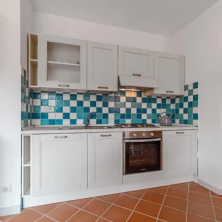 Pgs Immobiliare Srls Guardioli 01 A Schiera Con Terrazza E Posto Auto Appartamento La Maddalena (Sassari)